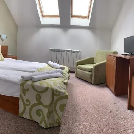Гостевой дом Granat Double Room 2- Next To Gondola Lift 3*