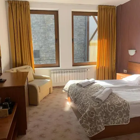 Stayinn Granat: Gondola 3* Bansko